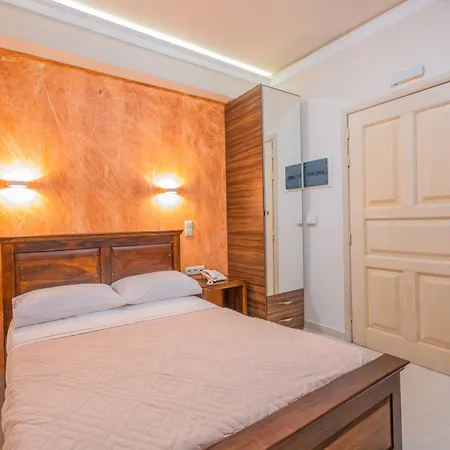 The Stone Manor , Noho Boutique Thissio דירה אתונה